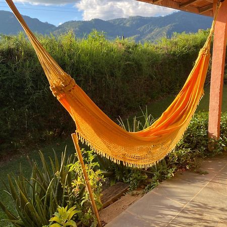 Casa Na Montanha A 500 Metros Da Pedra Do Bau Apartment เซาเบนโตโดซาปูไค ภายนอก รูปภาพ